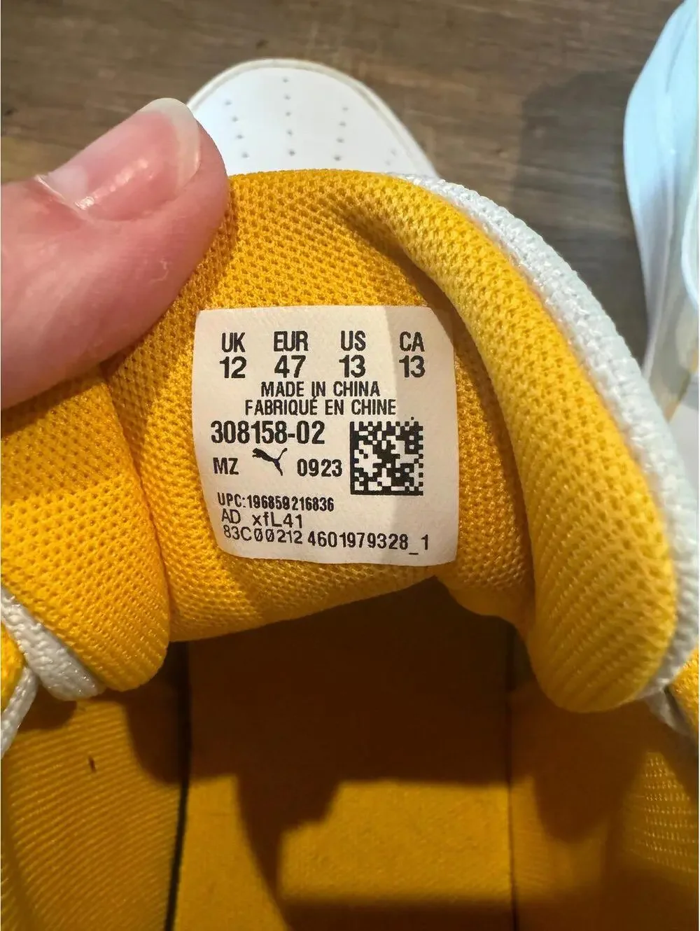 Puma Porsche Legacy Caven 2.0 Sneakers Yellow/White Sz 13 EUC